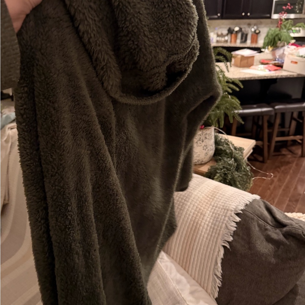Elegant Olive Women's Cardigan